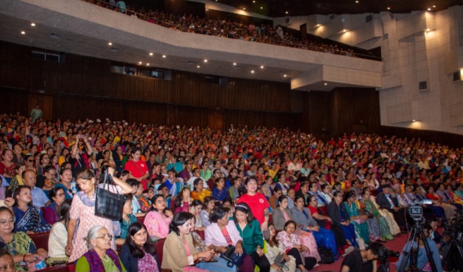 एमाले महिला भेला : १२ समूहमा छलफल हुँदै