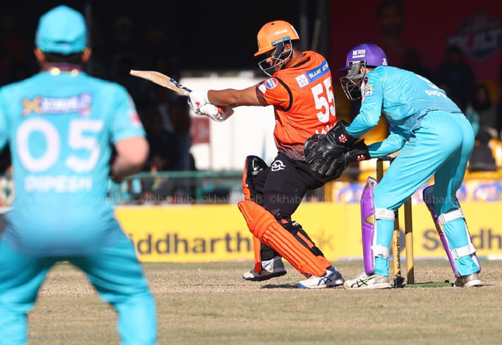 कप्तान मल्ल पनि सस्तैमा आउट भएपछि दबाबमा रहेको चितवन, बोपाराको भरमा